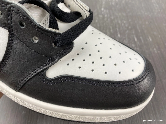 High (2023) 85 Black Jordan Retro White 1 BQ4422-001 0817